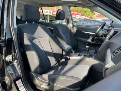 SUBARU OUTBACK 2.0 D Comfort 4WD 125e km. Klíma Tempomat Bluetooth Napfénytető Ülésfűtés