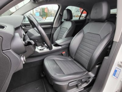 ALFA ROMEO STELVIO 2.2 D(Automata) Sprint LED Távtartó Sávtartó Navigáció Keyless Kamera Félbőr