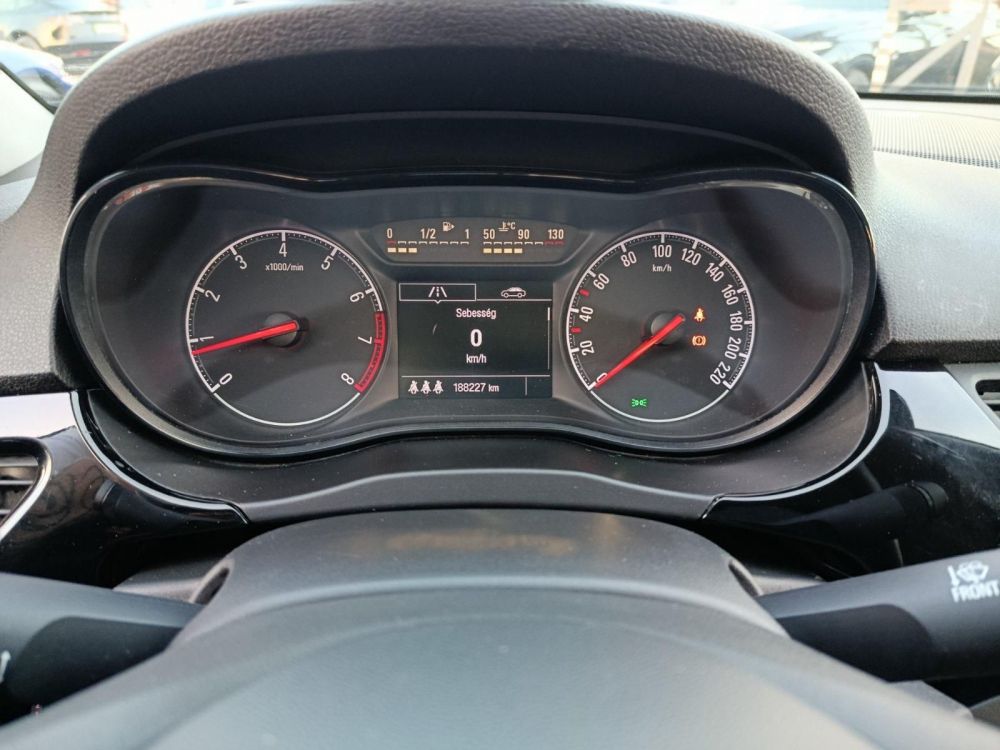 OPEL CORSA E 1.2 Drive Klíma Tempomat Bluetooth City szervó!