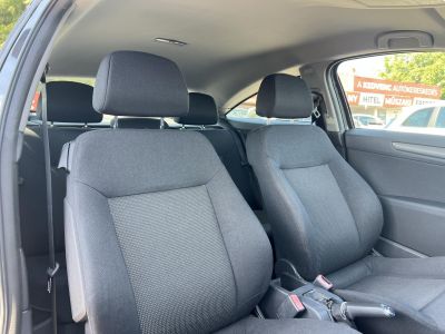 OPEL ASTRA H 1.4 GTC Cosmo M.o.-i. 1.tul. 113e km. 4 évszakos gumik!