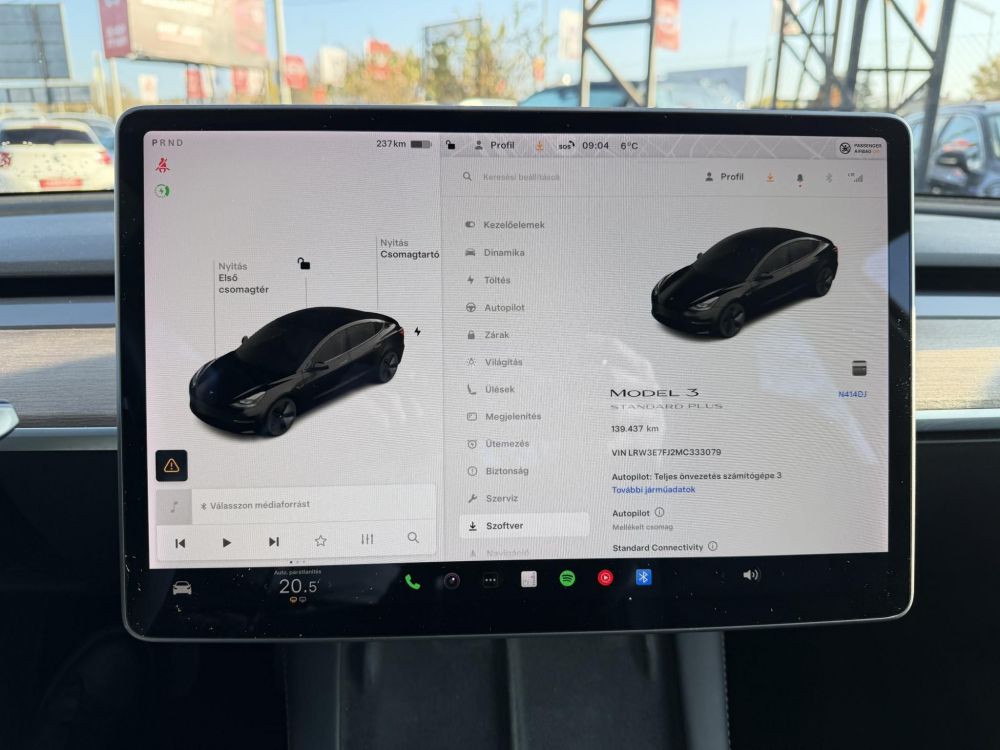 TESLA MODEL 3 Standard Range Plus Aut 139e km. mátrix LED. garanciális. hőszivattyú!