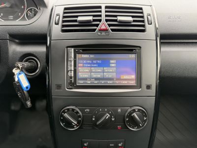 MERCEDES-BENZ A 180 BlueEFFICIENCY Elegance EURO5 156e km. megkímélt állapot. klíma ülésfűtés 2 gyári kulcs