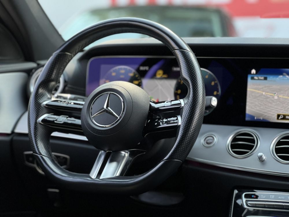 MERCEDES-BENZ E 300 de T 9G-TRONIC Plug-in hybrid AMG WIDESCREEN. Burmester hifi. Carplay. Adaptív tempomat