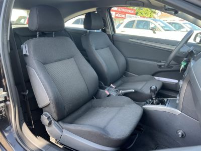 OPEL ASTRA H 1.4 GTC Cosmo M.o.-i. 1.tul. 113e km. 4 évszakos gumik!
