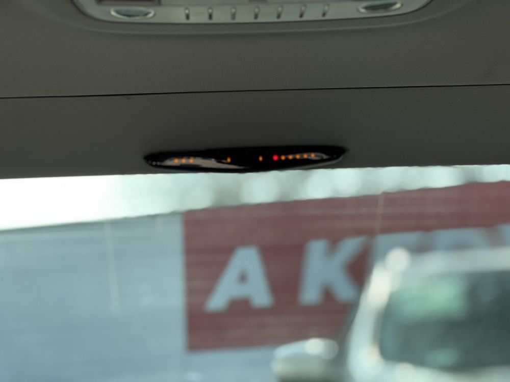 MERCEDES-BENZ E-OSZTÁLY E 200 Avantgarde (Automata) Napfénytető Ülésfűtés F1 váltó Bőr belső A legjobb áron!