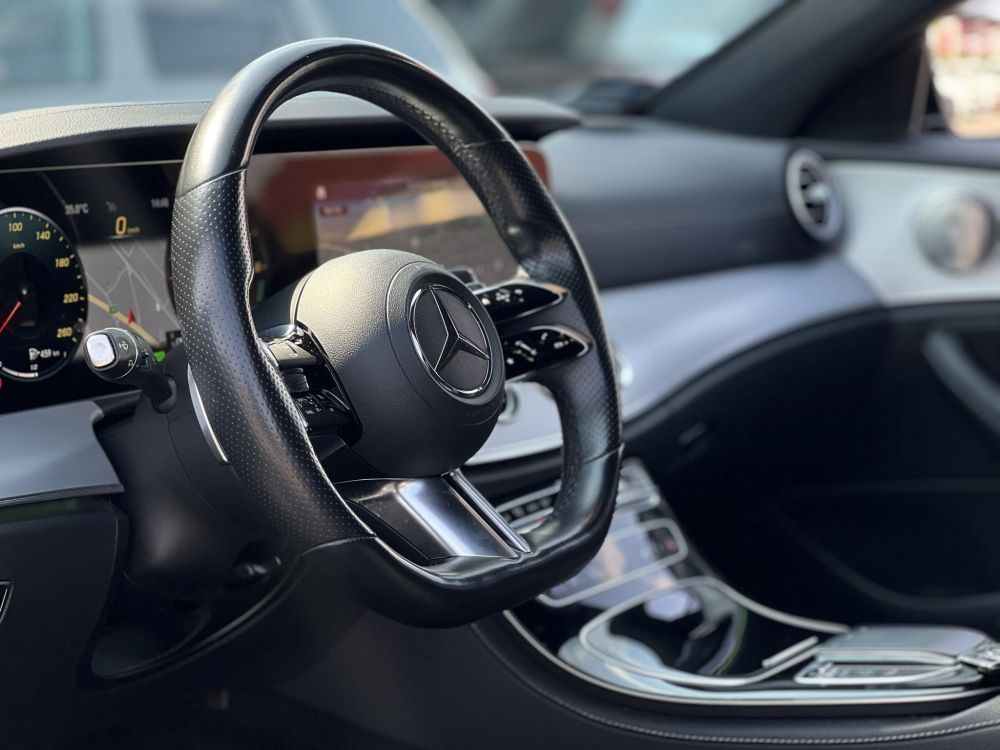 MERCEDES-BENZ E 300 de T 9G-TRONIC Plug-in hybrid AMG WIDESCREEN. Burmester hifi. Carplay. Adaptív tempomat