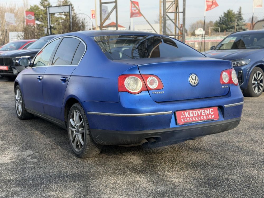 VOLKSWAGEN PASSAT VI 2.0 PD TDI Comfortline M.o.-i. Vezérlés cserélve