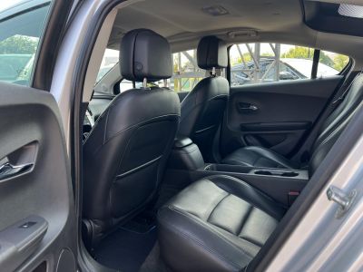 OPEL AMPERA E-Pioneer (Automata) 50km-es elektromos hatótáv. BOSE. 4 évszakos gumik. Rendszeresen karbantartott!