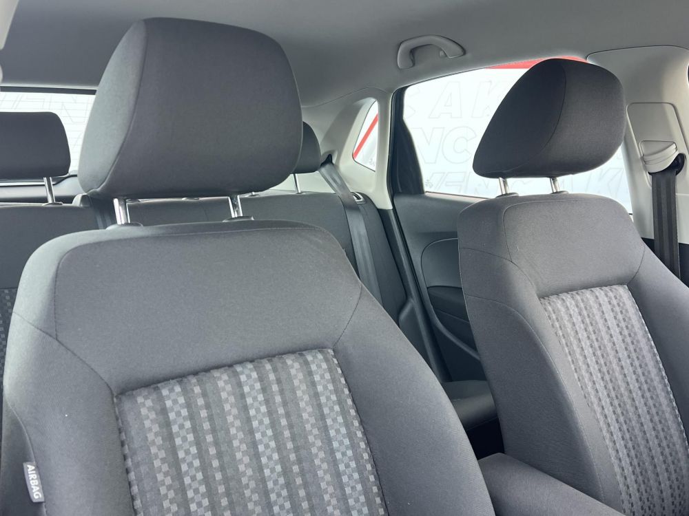 VOLKSWAGEN POLO 1.0 MPI Trendline 172e km. Klíma