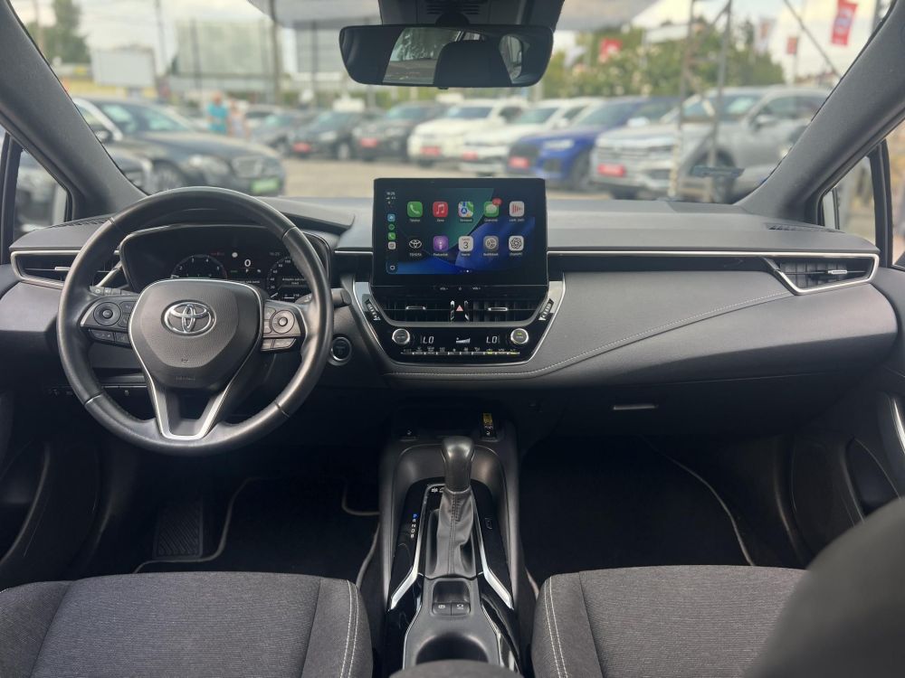 TOYOTA COROLLA Touring Sports 1.8 Hybrid Comfort Style Tech e-CVT M.o.-i. 1.tul. 57e km. végig márkaszervizelt!