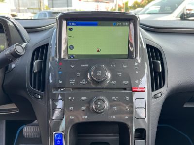 OPEL AMPERA E-Pioneer (Automata) 50km-es elektromos hatótáv. BOSE. 4 évszakos gumik. Rendszeresen karbantartott!