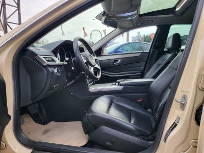 MERCEDES-BENZ E-OSZTÁLY E 200 Avantgarde (Automata) Napfénytető Ülésfűtés F1 váltó Bőr belső A legjobb áron!