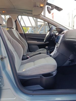 PEUGEOT 307 2.0 Sportline M.o.-i. Klíma Ülésfűtés Panoráma üvegtető!