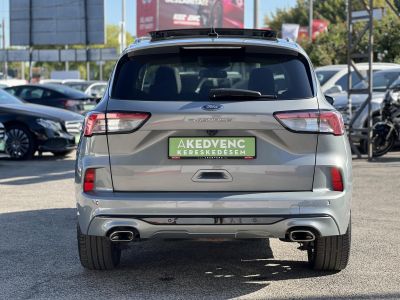 FORD KUGA 2.5 PHEV Vignale CVT panoráma tető. végig vezetett szervizkönyv