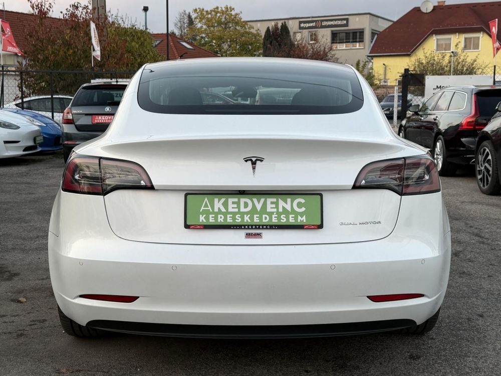 TESLA MODEL 3 Long Range AWD (Automata) Azonnal elvihető. Magyar rendszámos!