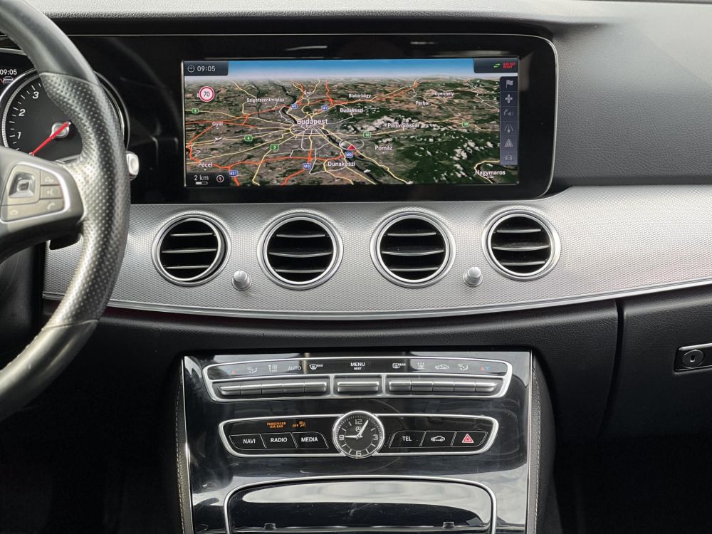 MERCEDES-BENZ E 350 e 9G-TRONIC 150e km. Bőr belső. kamera. frissen szervizelt