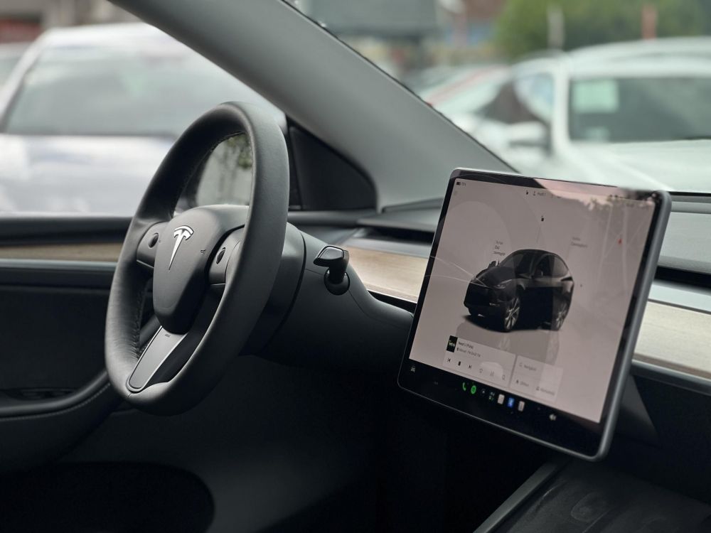 TESLA MODEL Y Long Range AWD (Automata) 510km hatótáv. RYZEN proci. 2031-ig garancia!