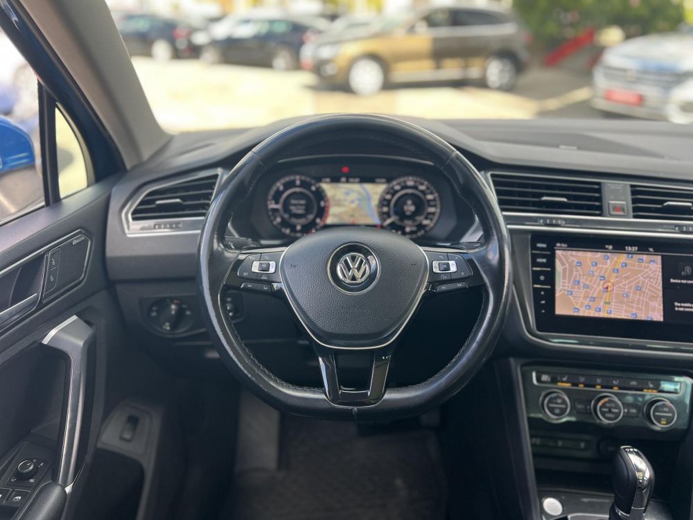 VOLKSWAGEN TIGUAN 2.0 TDI BMT SCR Highline 4Motion DSG Dynaudio. virtual cockpit. memória. head-up. bőrbelső. vezérlés cserélve!