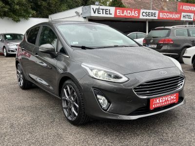 FORD FIESTA 1.0 EcoBoost mHEV Titanium 42e km. LED Távtartó Holttér Ülésfűtés Kamera Carplay Megkímélt állapot!