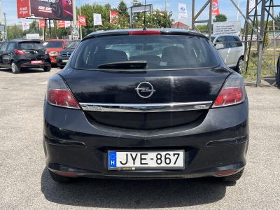 OPEL ASTRA H 1.4 GTC Cosmo M.o.-i. 1.tul. 113e km!