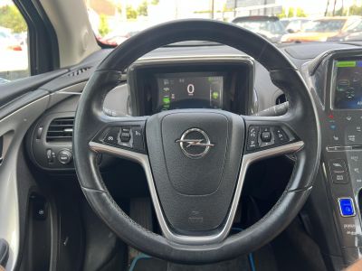 OPEL AMPERA E-Pioneer (Automata) 50km-es elektromos hatótáv. BOSE. 4 évszakos gumik. Rendszeresen karbantartott!