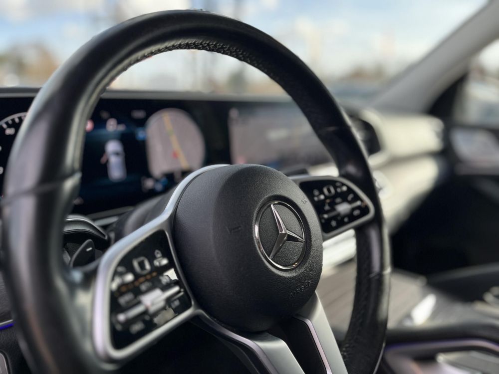 MERCEDES-BENZ GLE-OSZTÁLY GLE 300 d 4Matic 9G-TRONIC M.o.-i. márkaszervizelt. burmester. űléshűtés. memória. vonóhorog. carplay