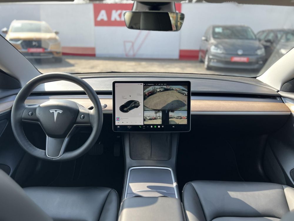 TESLA MODEL 3 Long Range AWD (Automata) 50e km. hőszivattyú. téli-nyári kerékszett