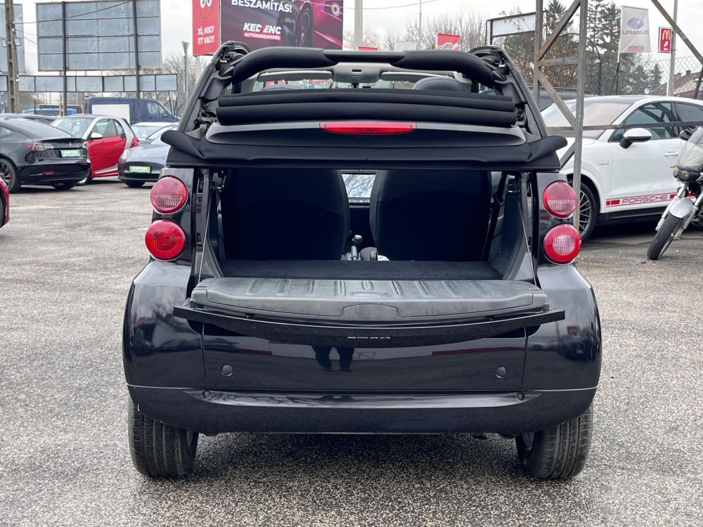 SMART FORTWO CABRIO 1.0 Pure Softip Kormányváltó. ülésfűtés. téli-nyári kerékszett