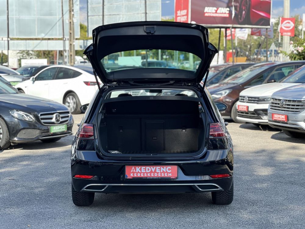 VOLKSWAGEN GOLF VII 2.0 TDI BMT Comfortline DSG 62e km. panorámatető. virtual cockpit. téli-nyári kerék szett!