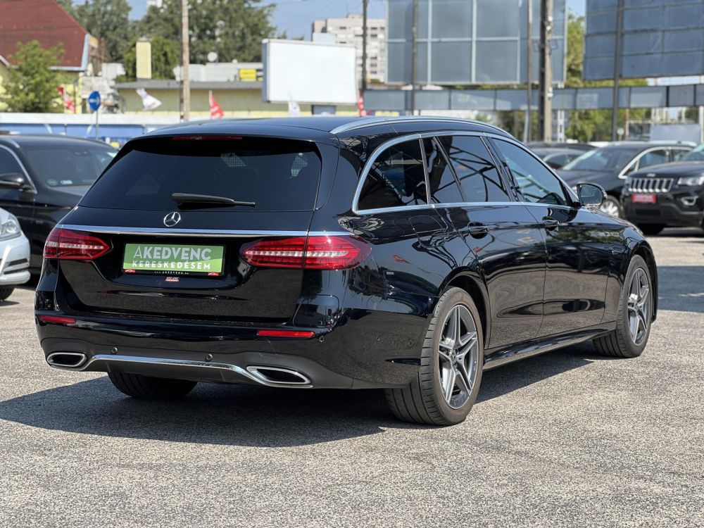 MERCEDES-BENZ E 300 de T 9G-TRONIC Plug-in hybrid AMG WIDESCREEN. Burmester hifi. Carplay. Adaptív tempomat