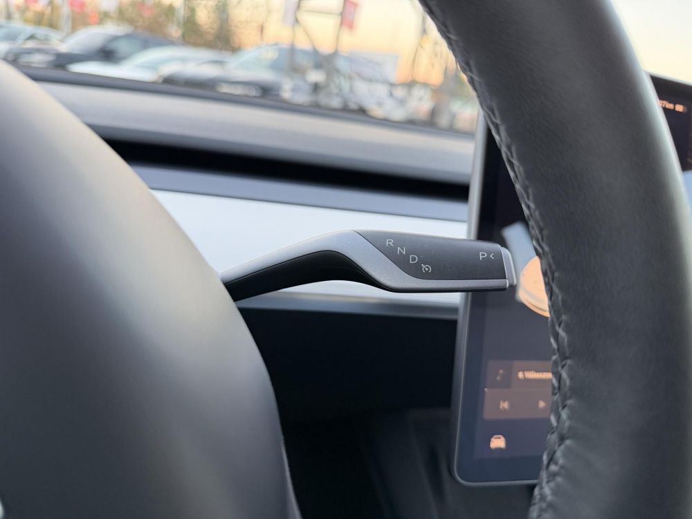 TESLA MODEL 3 Long Range AWD (Automata) 75e km. FEHÉR BELSŐ!