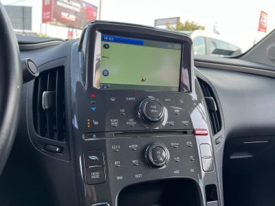 OPEL AMPERA E-Pioneer (Automata) 50km-es elektromos hatótáv. BOSE. 4 évszakos gumik. Rendszeresen karbantartott!