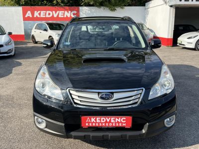 SUBARU OUTBACK 2.0 D Comfort 4WD 125e km. Klíma Tempomat Bluetooth Napfénytető Ülésfűtés