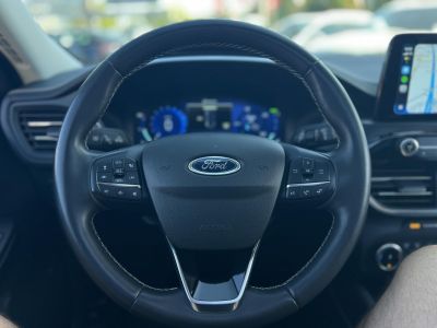 FORD KUGA 2.5 PHEV Vignale CVT panoráma tető. végig vezetett szervizkönyv