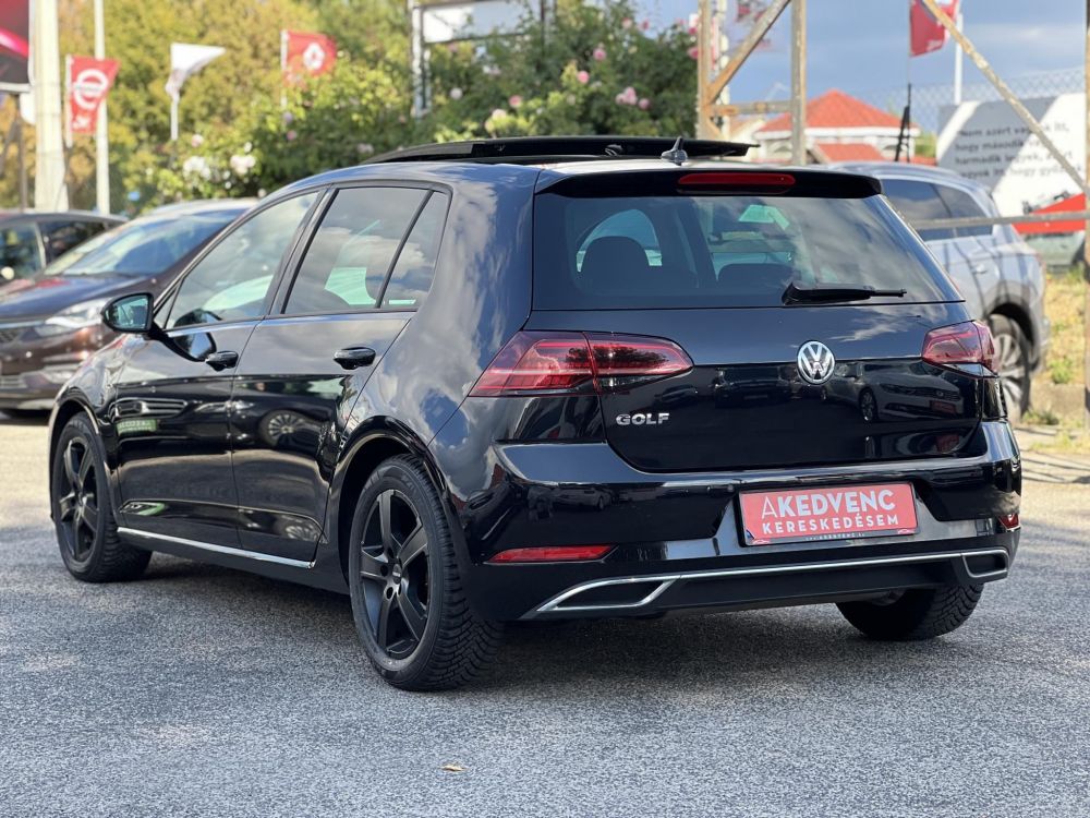 VOLKSWAGEN GOLF VII 2.0 TDI BMT Comfortline DSG 62e km. panorámatető. virtual cockpit. téli-nyári kerék szett!