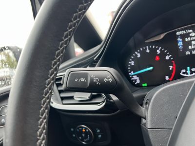 FORD FIESTA 1.0 EcoBoost mHEV Titanium 42e km. LED Távtartó Holttér Ülésfűtés Kamera Carplay Megkímélt állapot!
