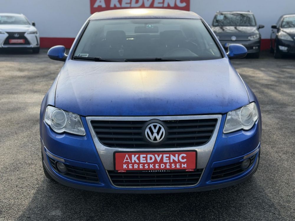 VOLKSWAGEN PASSAT VI 2.0 PD TDI Comfortline M.o.-i. Vezérlés cserélve