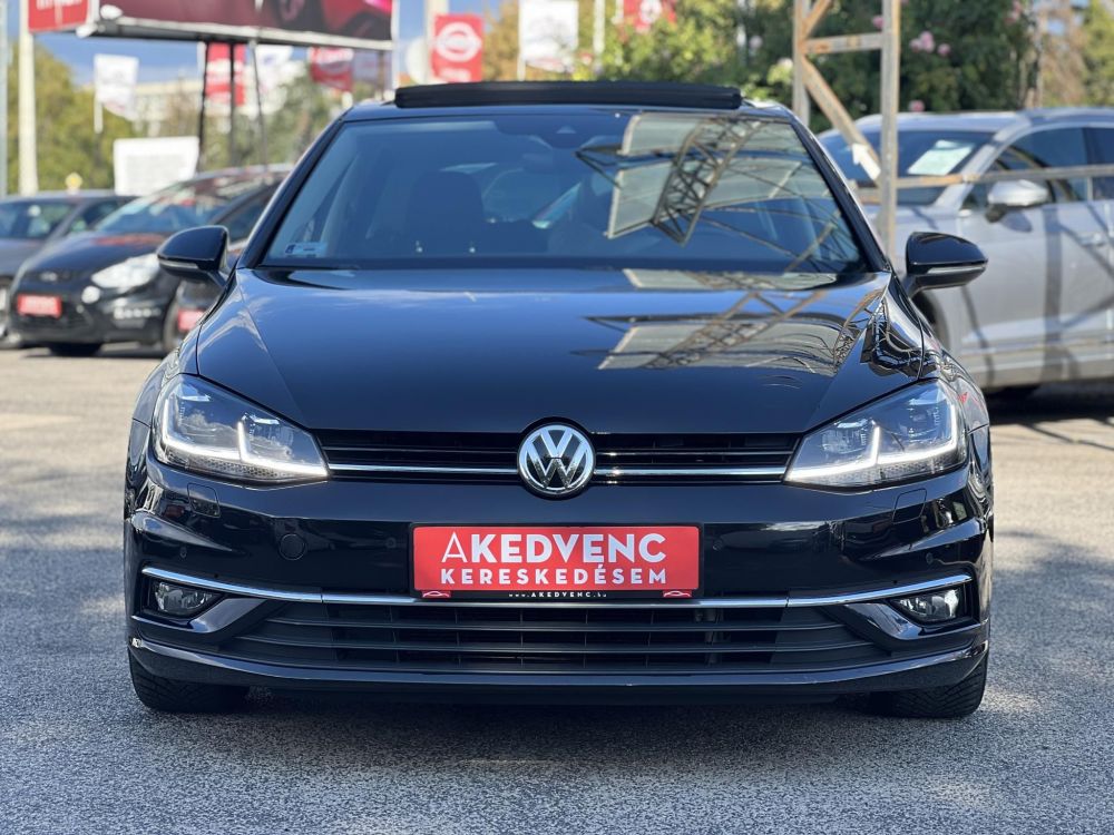 VOLKSWAGEN GOLF VII 2.0 TDI BMT Comfortline DSG 62e km. panorámatető. virtual cockpit. téli-nyári kerék szett!