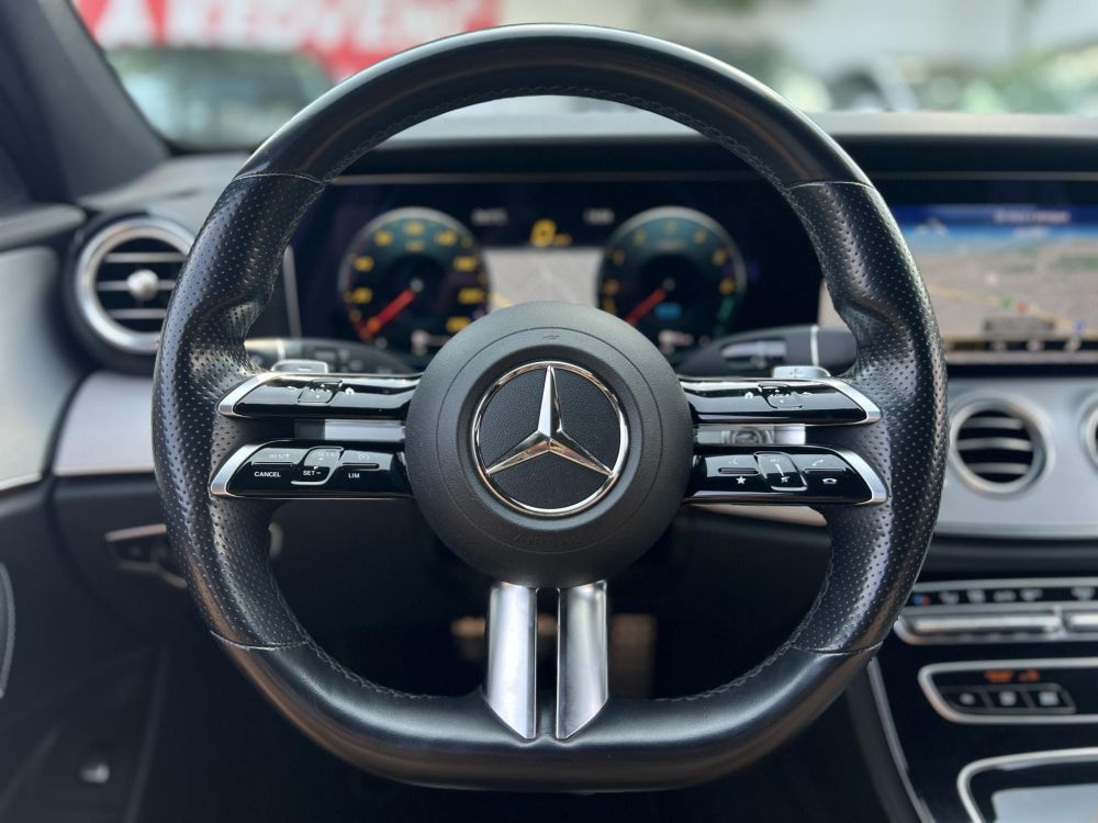 MERCEDES-BENZ E 300 de T 9G-TRONIC Plug-in hybrid AMG WIDESCREEN. Burmester hifi. Carplay. Adaptív tempomat