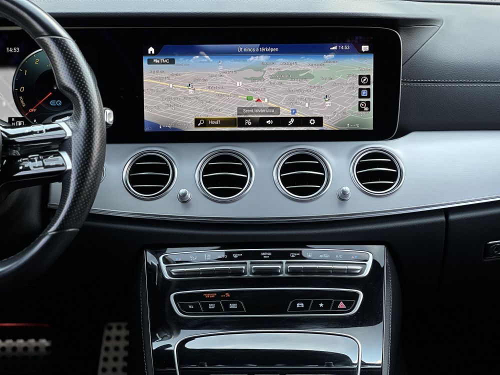 MERCEDES-BENZ E 300 de T 9G-TRONIC Plug-in hybrid AMG WIDESCREEN. Burmester hifi. Carplay. Adaptív tempomat