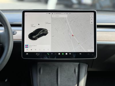 TESLA MODEL 3 Long Range AWD (Automata) 50e km. hőszivattyú. téli-nyári kerékszett