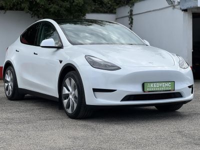 TESLA MODEL Y RWD (Automata) 87e km. Ryzen processzor. 2031-ig garanciális. téli-nyári kerékszett!