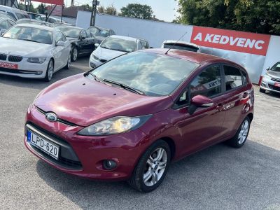 FORD FIESTA 1.4 TDCi Trend M.o.-i. 1.tul. 4-5L/100km. Klíma!