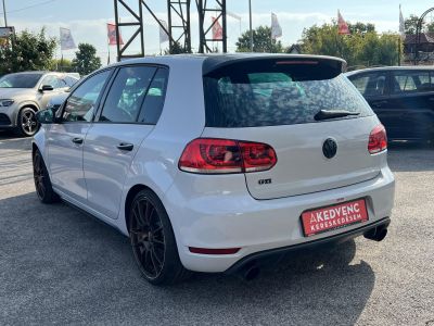 VOLKSWAGEN GOLF VI 2.0 TSI GTI DSG Xenon Dynaudio BULLX kipufogó OZ Ultraleggera 18-as alufelnik!