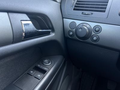 OPEL ASTRA H 1.4 GTC Cosmo M.o.-i. 1.tul. 113e km. 4 évszakos gumik!