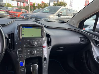 OPEL AMPERA E-Pioneer (Automata) 50km-es elektromos hatótáv. BOSE. 4 évszakos gumik. Rendszeresen karbantartott!