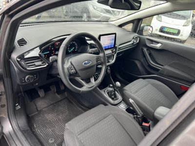 FORD FIESTA 1.0 EcoBoost mHEV Titanium 42e km. LED Távtartó Holttér Ülésfűtés Kamera Carplay Megkímélt állapot!