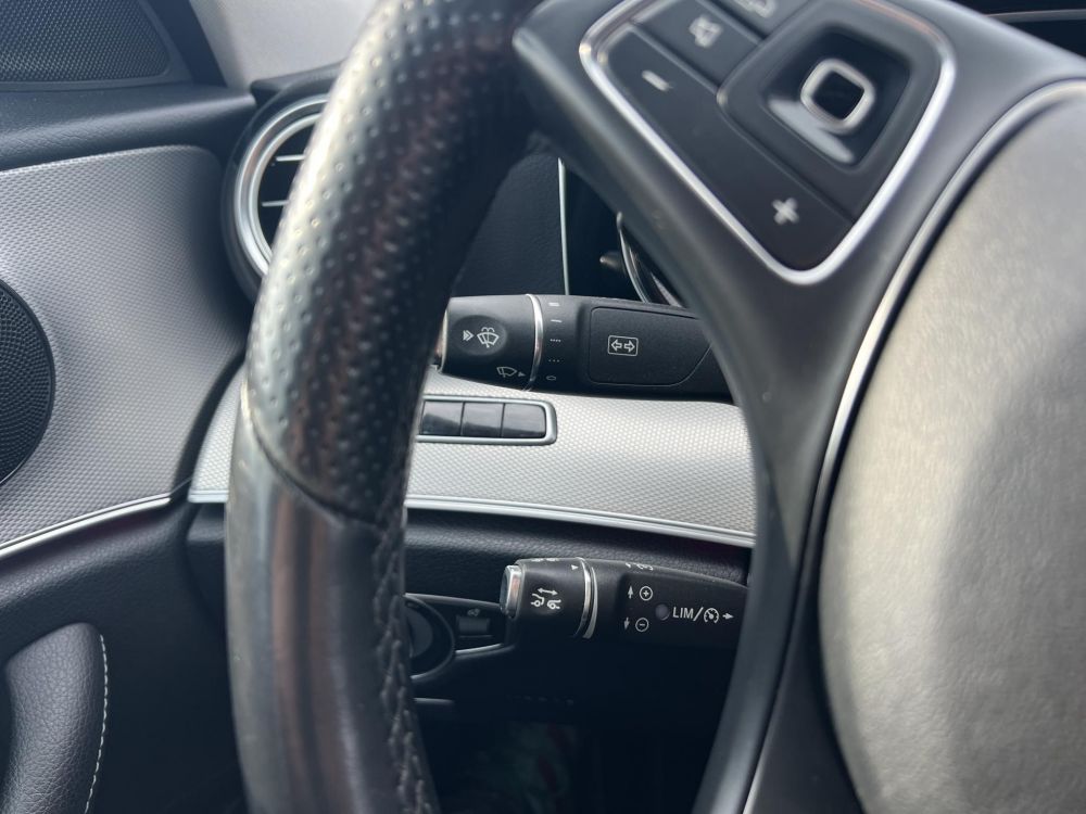 MERCEDES-BENZ E 350 e 9G-TRONIC 150e km. Bőr belső. kamera. frissen szervizelt