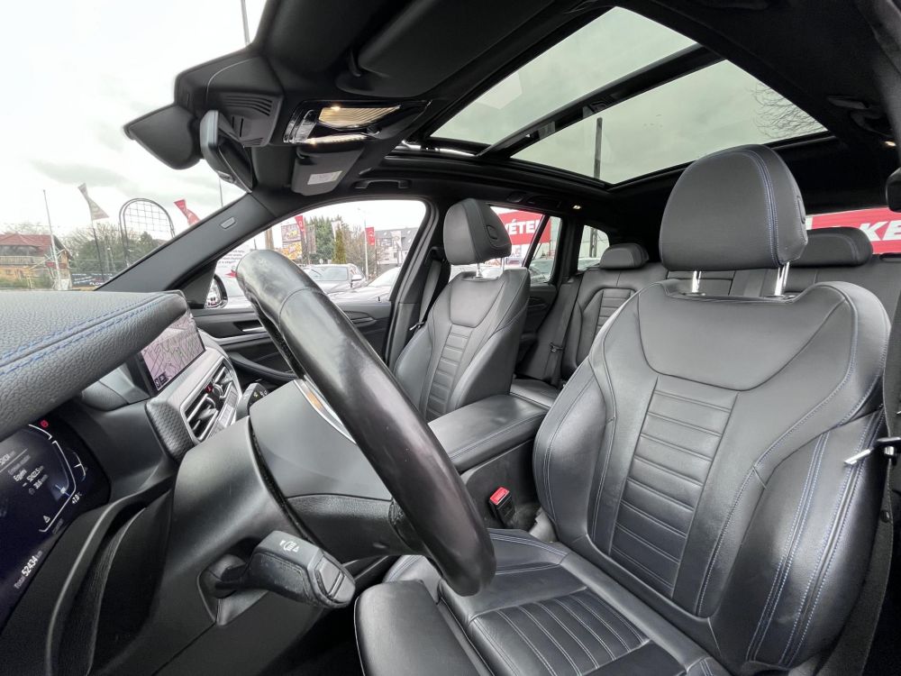 BMW IX3 73,9kWh M-sport Carplay Panoráma tető! ÁFÁS-ÁR!