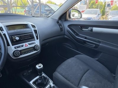 KIA CEE'D Pro1.6 EX Friss vizsga! Klíma Bluetooth!+PAJZS VÉDELEM!!